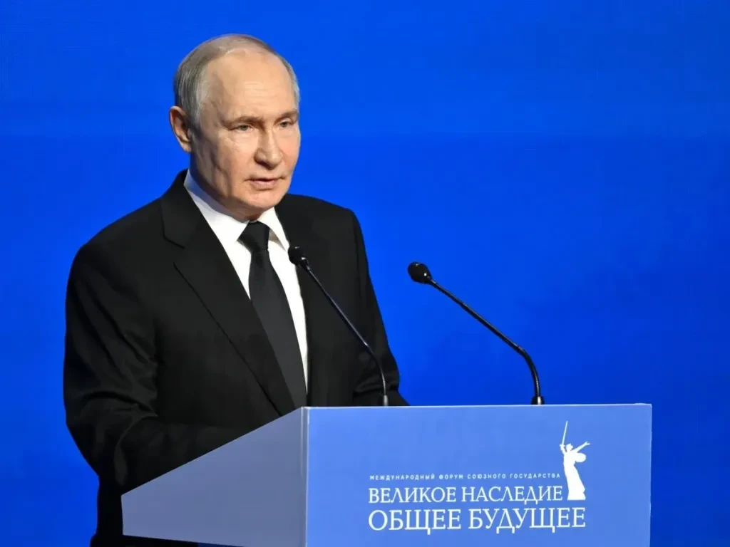 Мирні переговори з Україною знову під питанням: у Кремлі зробили нову заяву